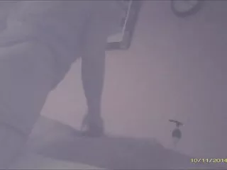 그녀는 화장실에 가서 마사지 격렬하게 힌디어 mein 섹시한 bf 강간