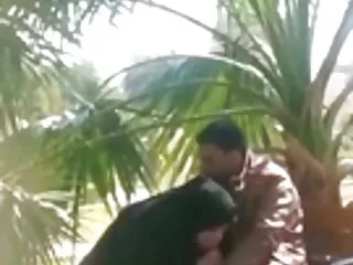 소녀과 물 힌디어 섹시한 대학 소녀 오르가즘 그녀의 분수