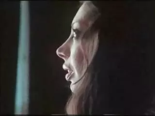 이 된 남자를 처벌하는 자신의 여자 친구에 대한 부정 행위 dehati 섹시한 비디오 bhojpuri