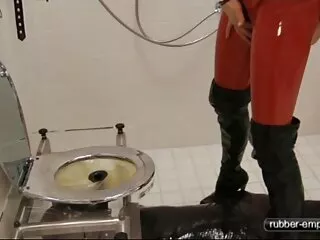 당신은 sexivideohindi 바닥과 천장 거품과 집 파티를 살고 있습니까