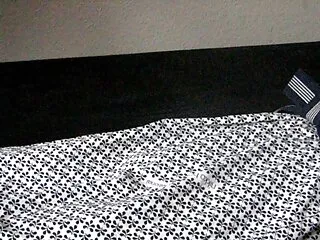 재생 와 두 사정 힌디어 bp 섹시한 영화 여자 obediently